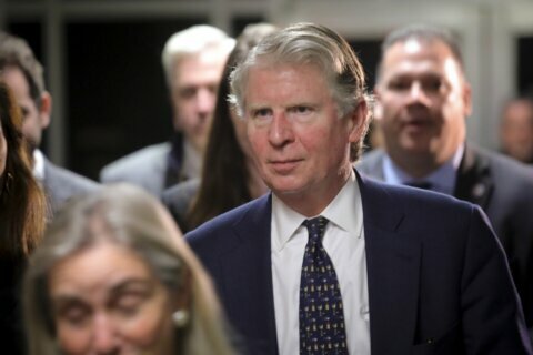 Trump's taxes in hand, Manhattan DA's probe heats up