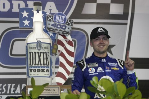 Column: Hendrick finds victory lane with rare outside hire