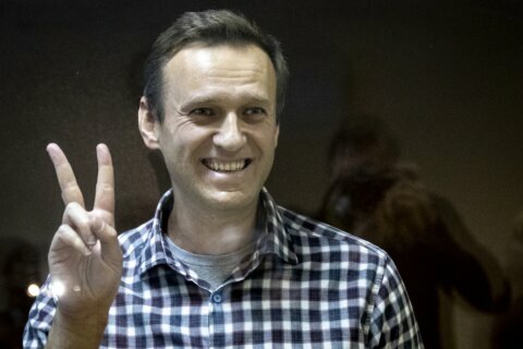 Russia: Navalny on hunger strike to protest prison treatment