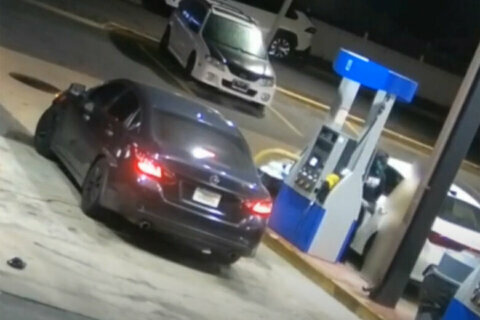 Police release video of Bladensburg gas-station carjacking