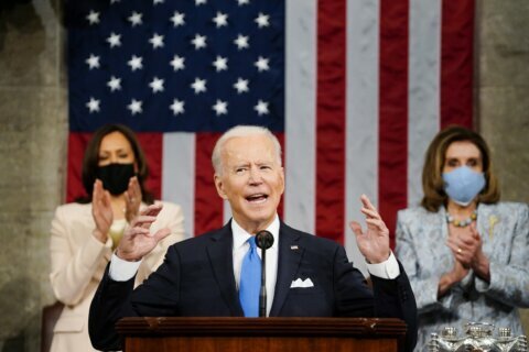 Biden sells economic plan in GA, calls for rich to pay more