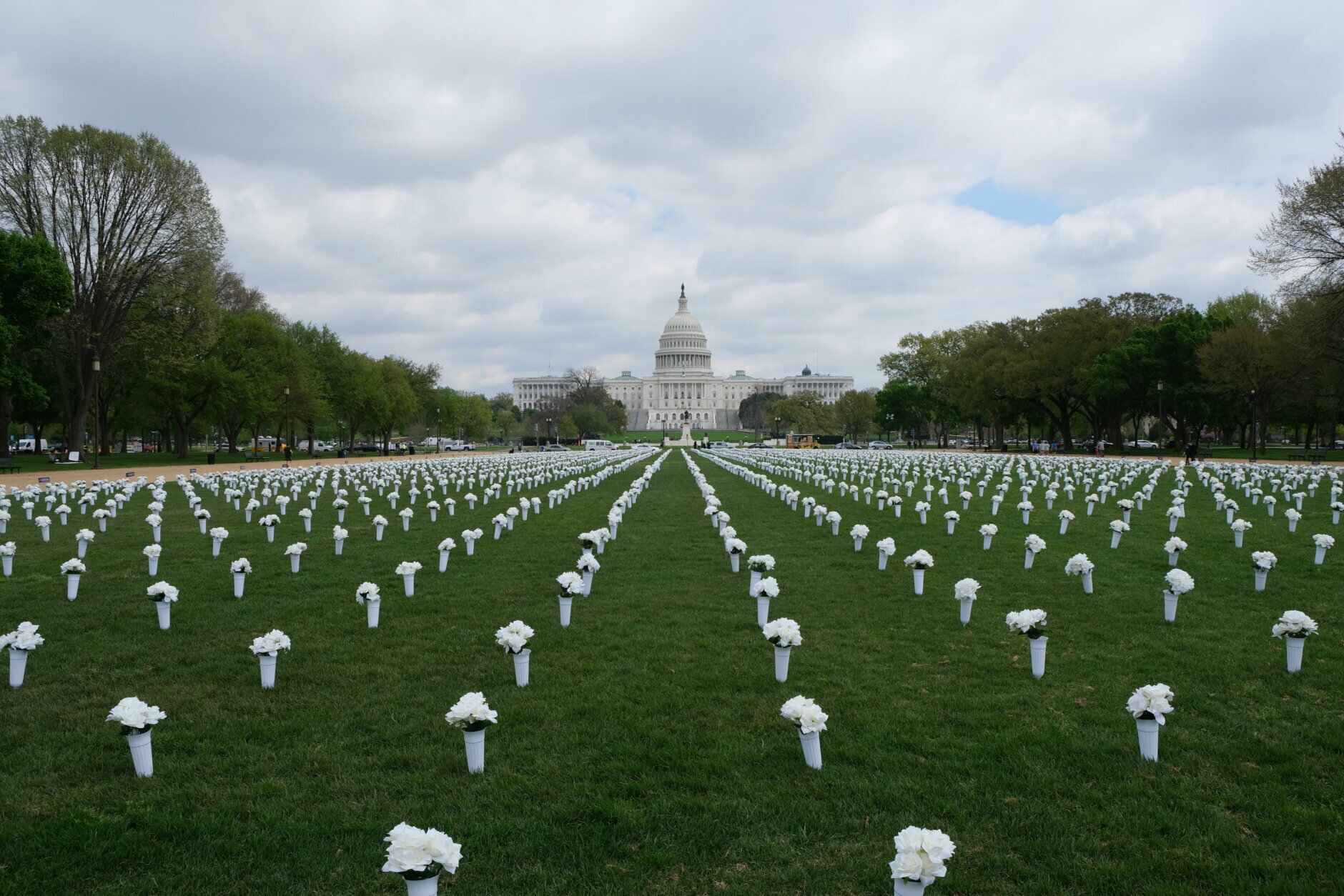 Memorial on National Mall honors gun violence victims WTOP News