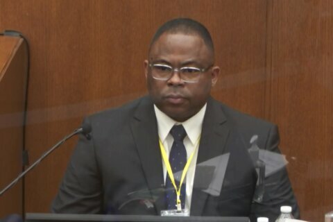 Expert: Lack of oxygen killed George Floyd, not drugs