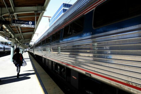 Amtrak offers fare sale for students