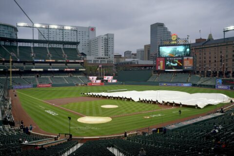 Mariners-Orioles rained out; doubleheader set for Thursday