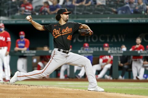 Orioles get away from home, win 5-2 at Texas