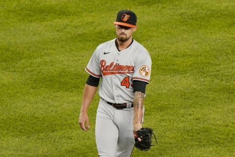 Orioles send reliever Shawn Armstrong to Rays for cash