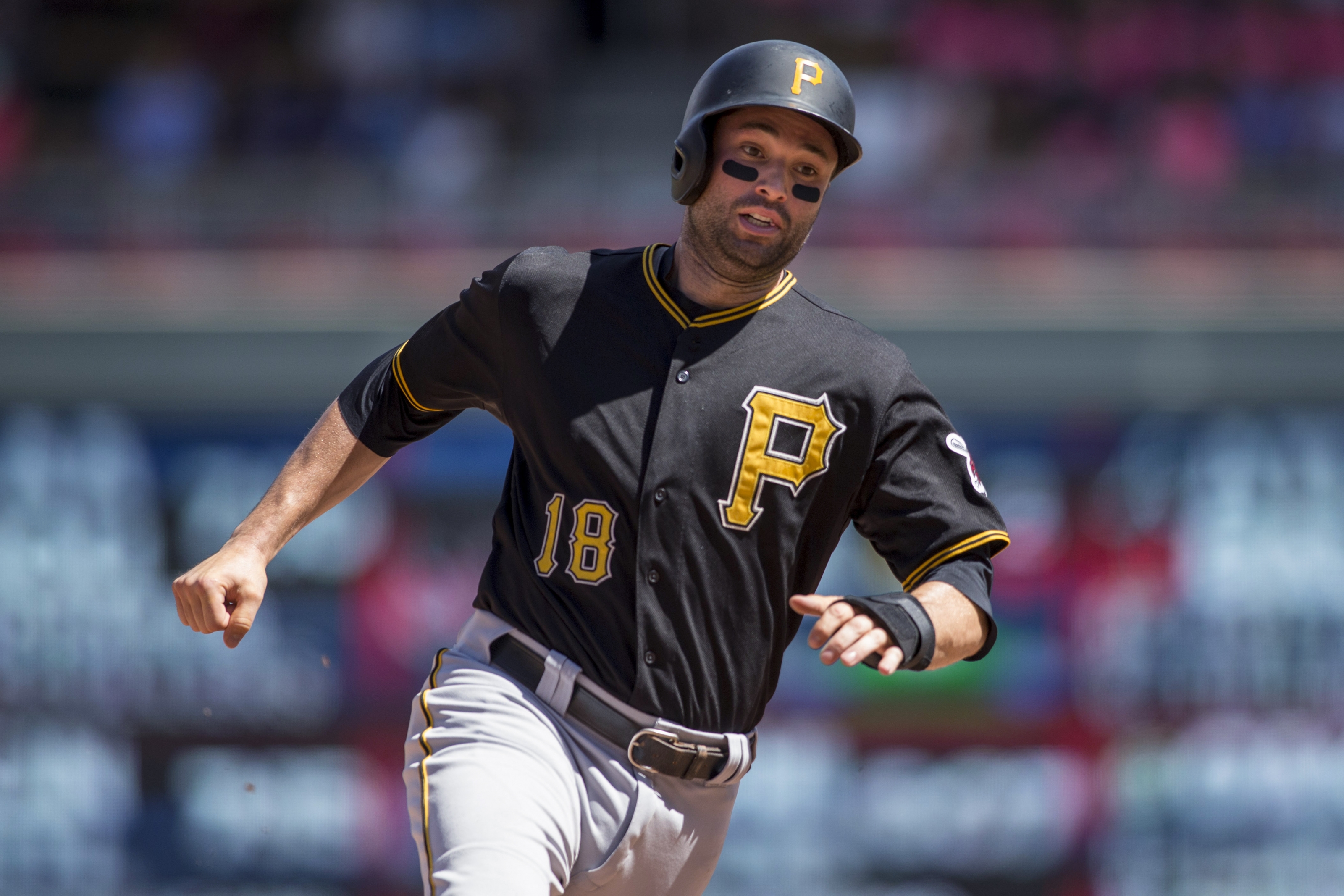 Neil Walker receives top American Legion baseball award