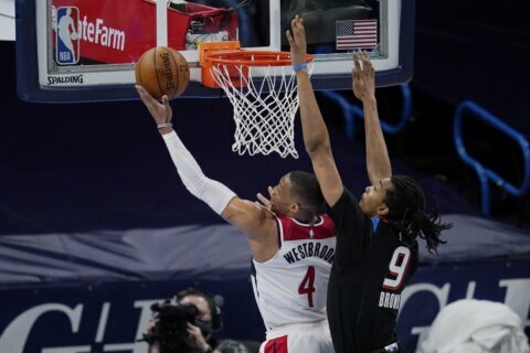 Westbrook’s triple-double lifts Wizards to 7th straight win