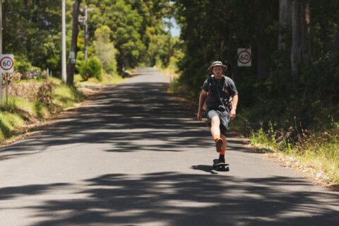 Trekking 4,000km along the Australian coast — on a skateboard