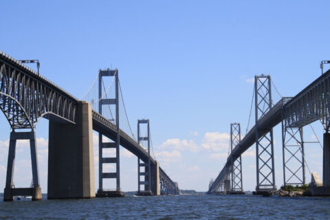 Maryland officials reassure public Bay Bridge is safe after social media picture prompts questions