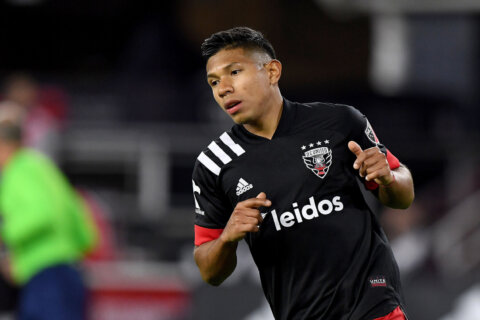Rumors swirl over Flores, Yow leaving DC United this summer