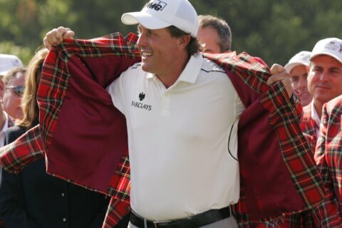 Mickelson tries to focus at Colonial after historic PGA win