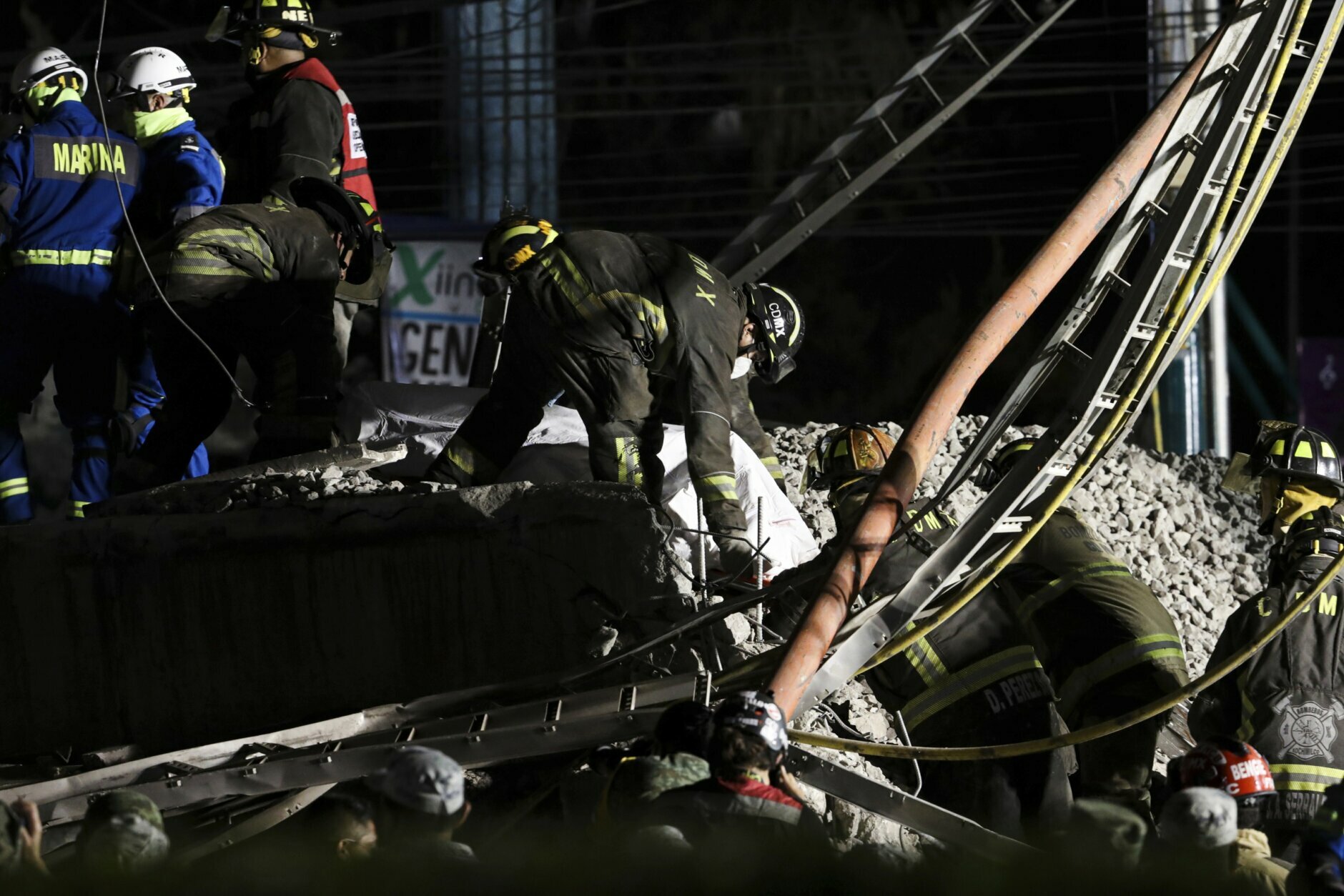 Mexico City shopping center collapses; no reported deaths