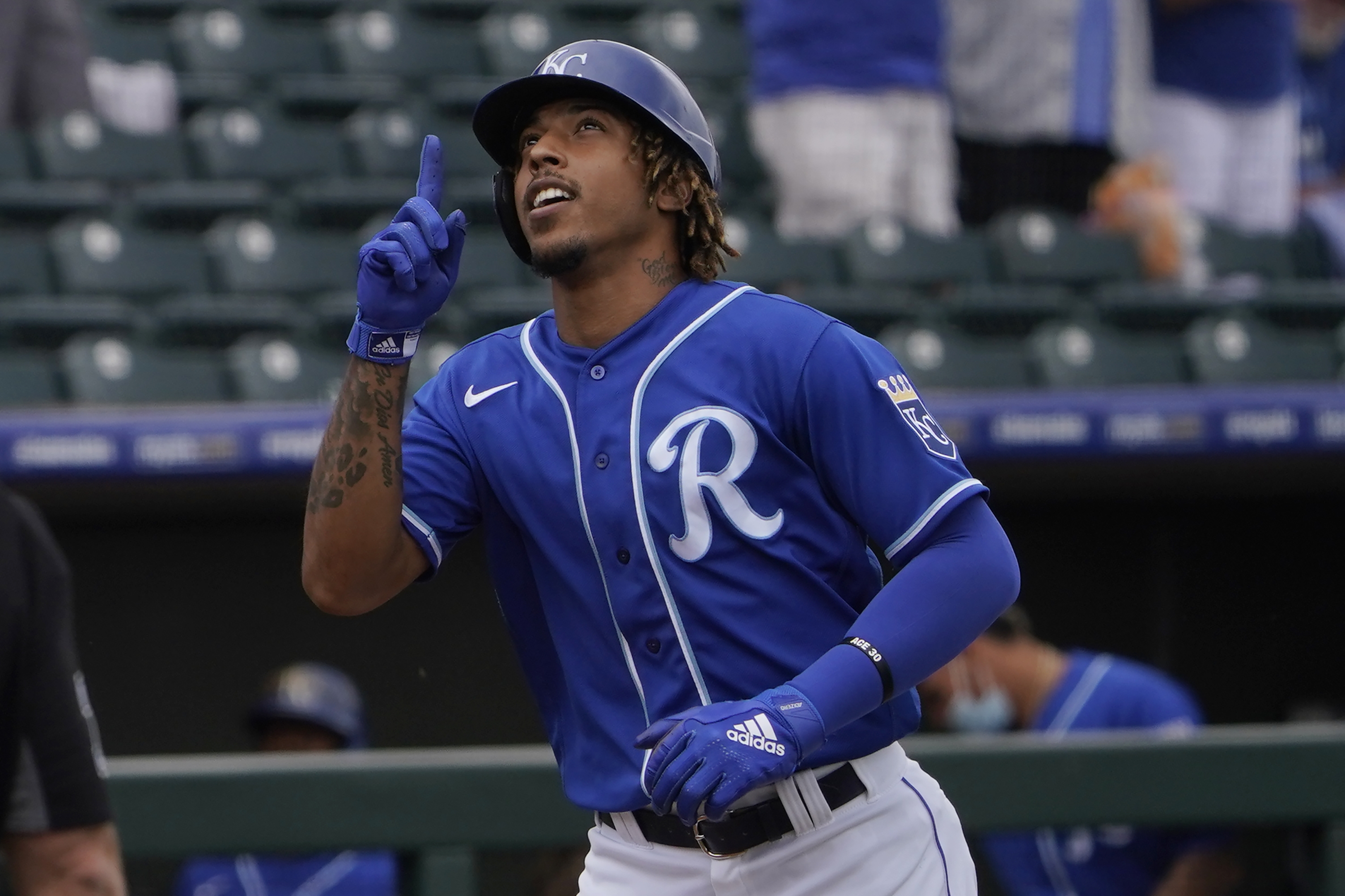 No, it's not time to give up on Adalberto Mondesi's future as a