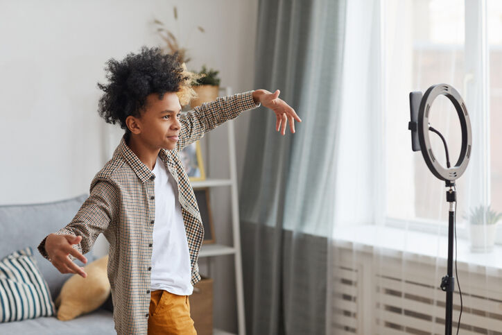 young-artists-can-thrive-this-summer-with-virtual-camp-arena-stage