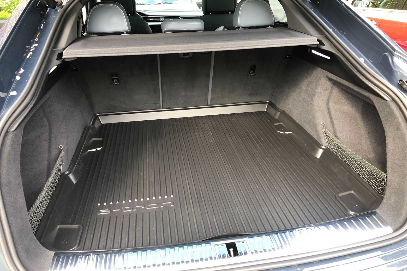 Rear storage area of Audi e-tron Sportback