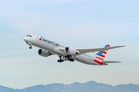 American Airlines extends suspension of alcohol services following Southwest flight attendant assault