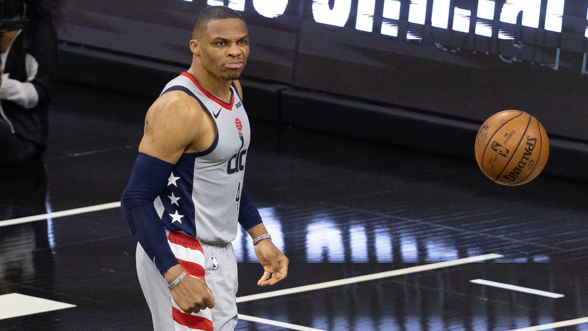 Tony Massenburg: Westbrook popcorn incident shows ‘level of disrespect’ by fans | WTOP
