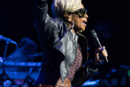 <p><strong>Mary J. Blige (Courtesy Wolf Trap)</strong></p>
