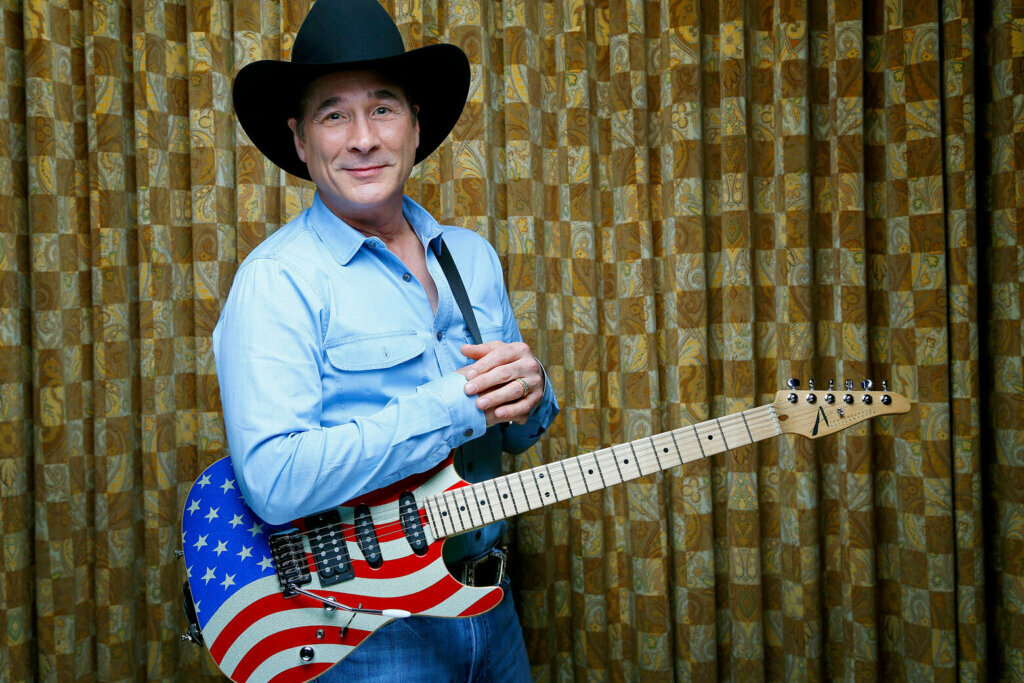 Country legend Clint Black is ‘killin’ time’ at Wolf Trap