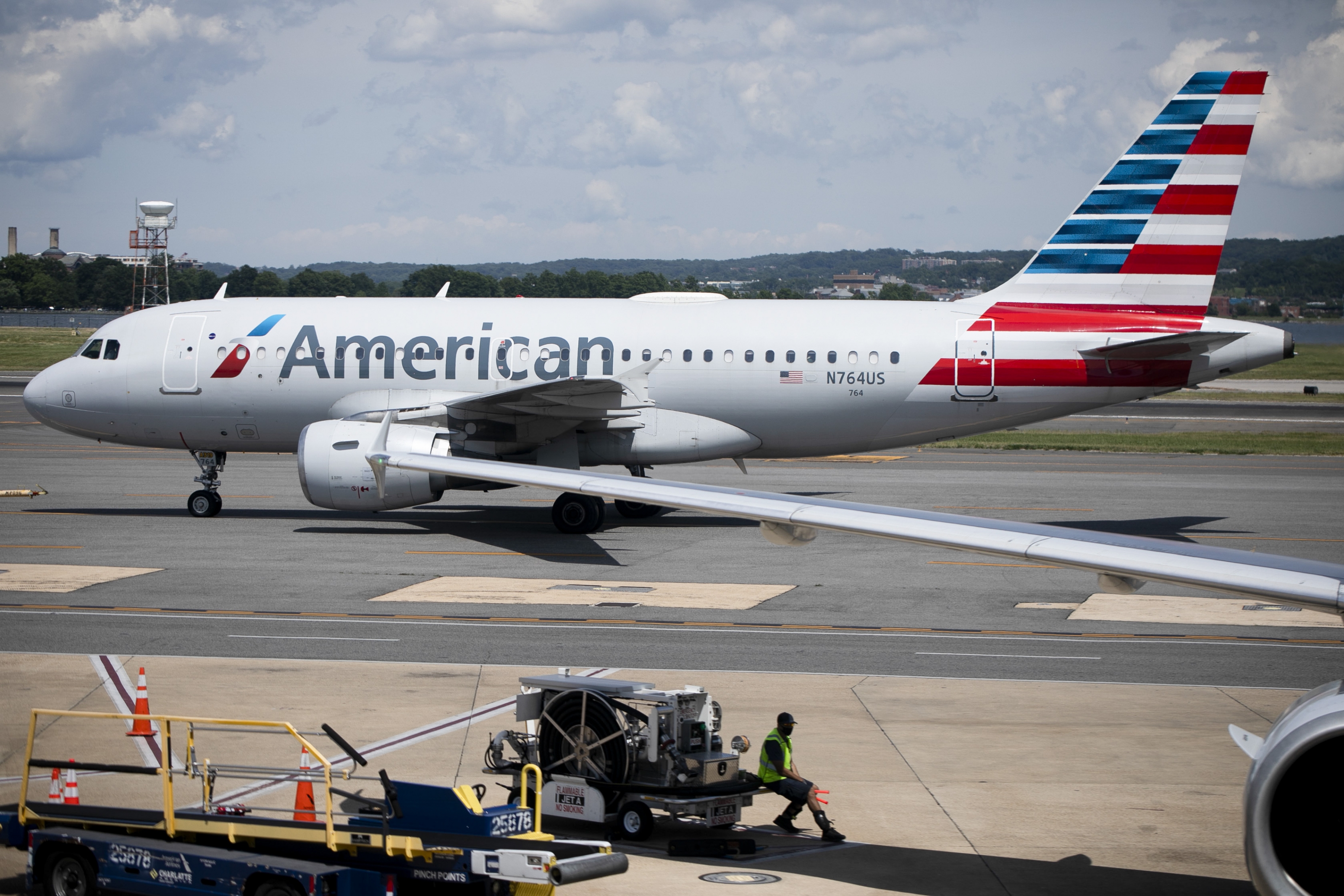 FAA eases regulations to avoid flight delays at Reagan National this summer – WTOP News