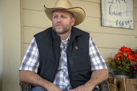 Anti-government activist Bundy issues Idaho campaign videos