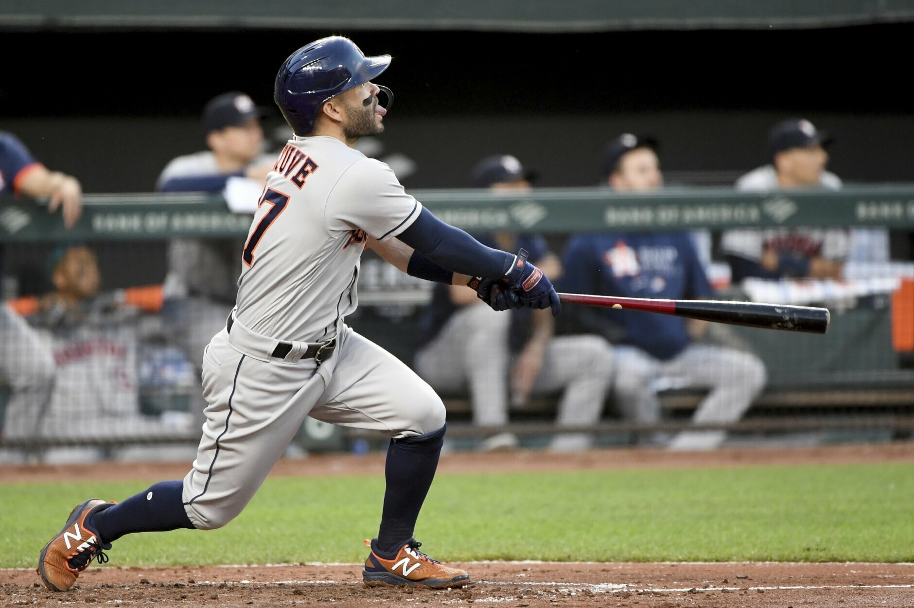 Astros club 4 HRs, beat Orioles 130 for 10th straight win WTOP News