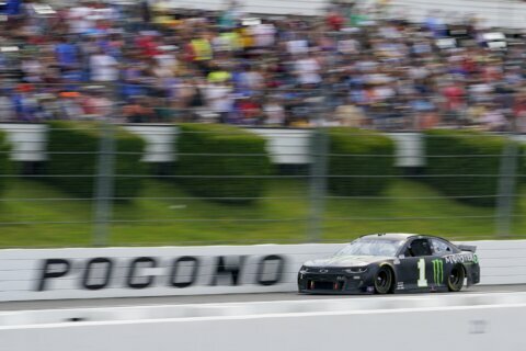 Bowman zips past Larson after late flat and wins at Pocono