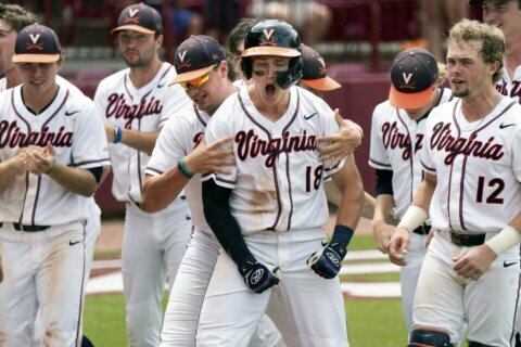Virginia heads to CWS for 1st time since winning in 2015