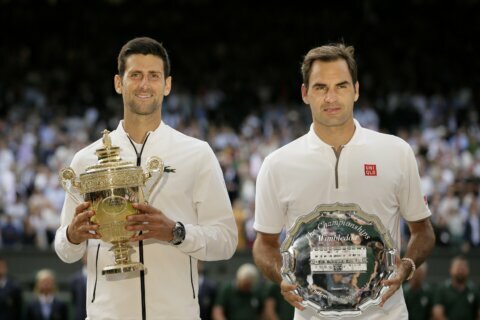 Djokovic, Federer could meet in Wimbledon final; Halep out
