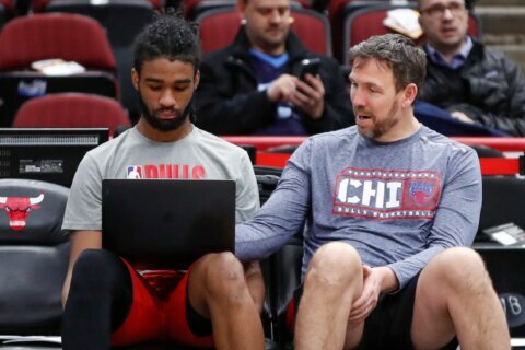 Source: Wizards interview Bulls assistant Chris Fleming for head coach