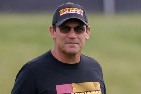 Watch Ron Rivera throw out first pitch ahead of Nationals vs. Giants