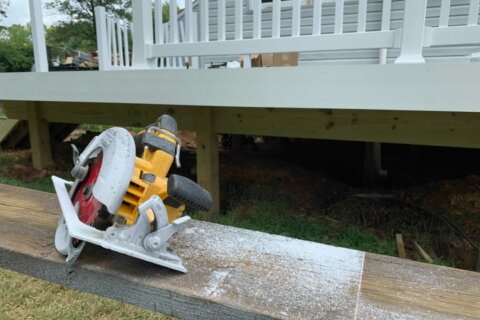 Montgomery Co. giving homeowners free deck inspections