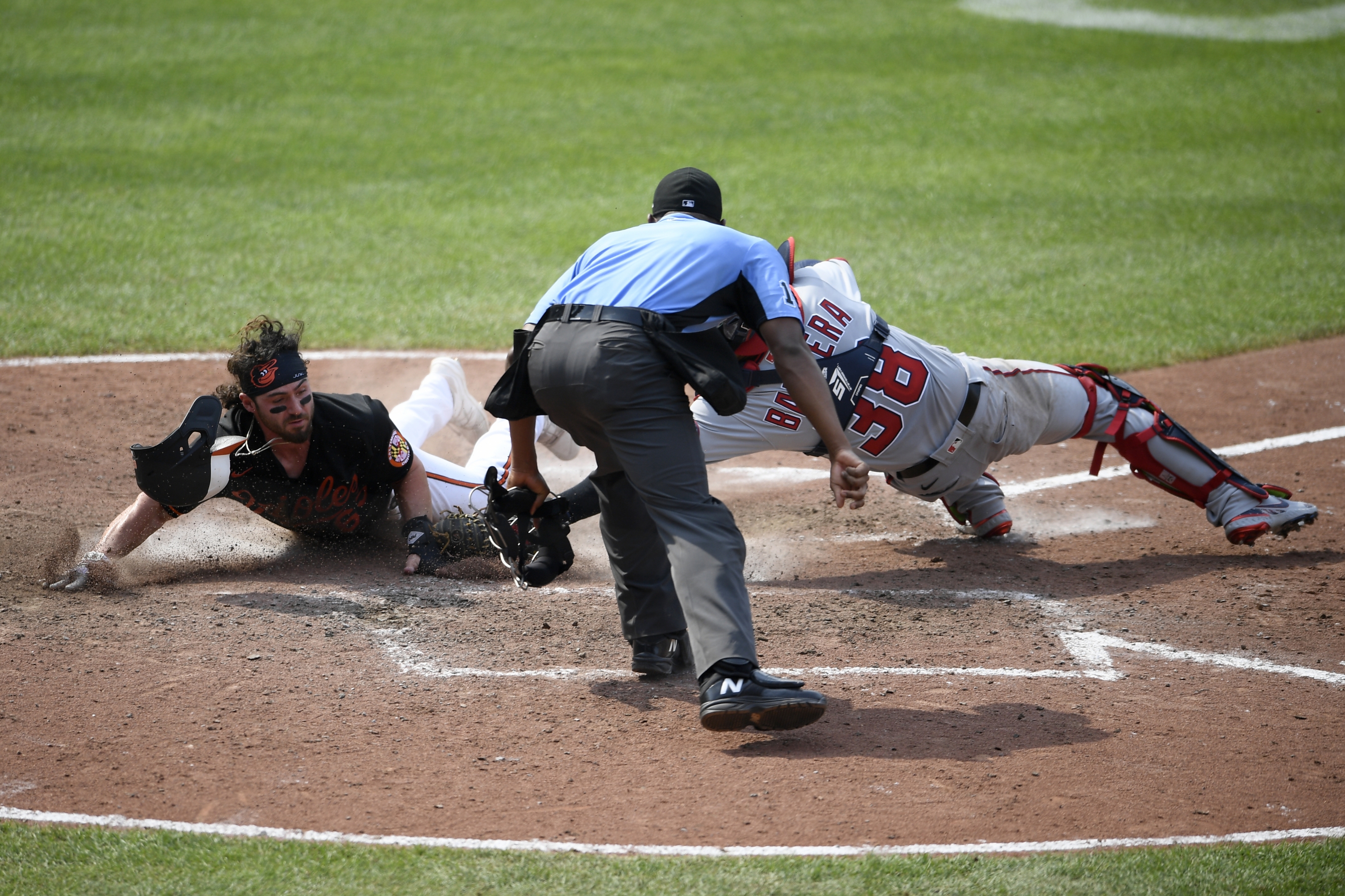 Orioles complete three-game sweep of Nationals with 5-4 win - WTOP News