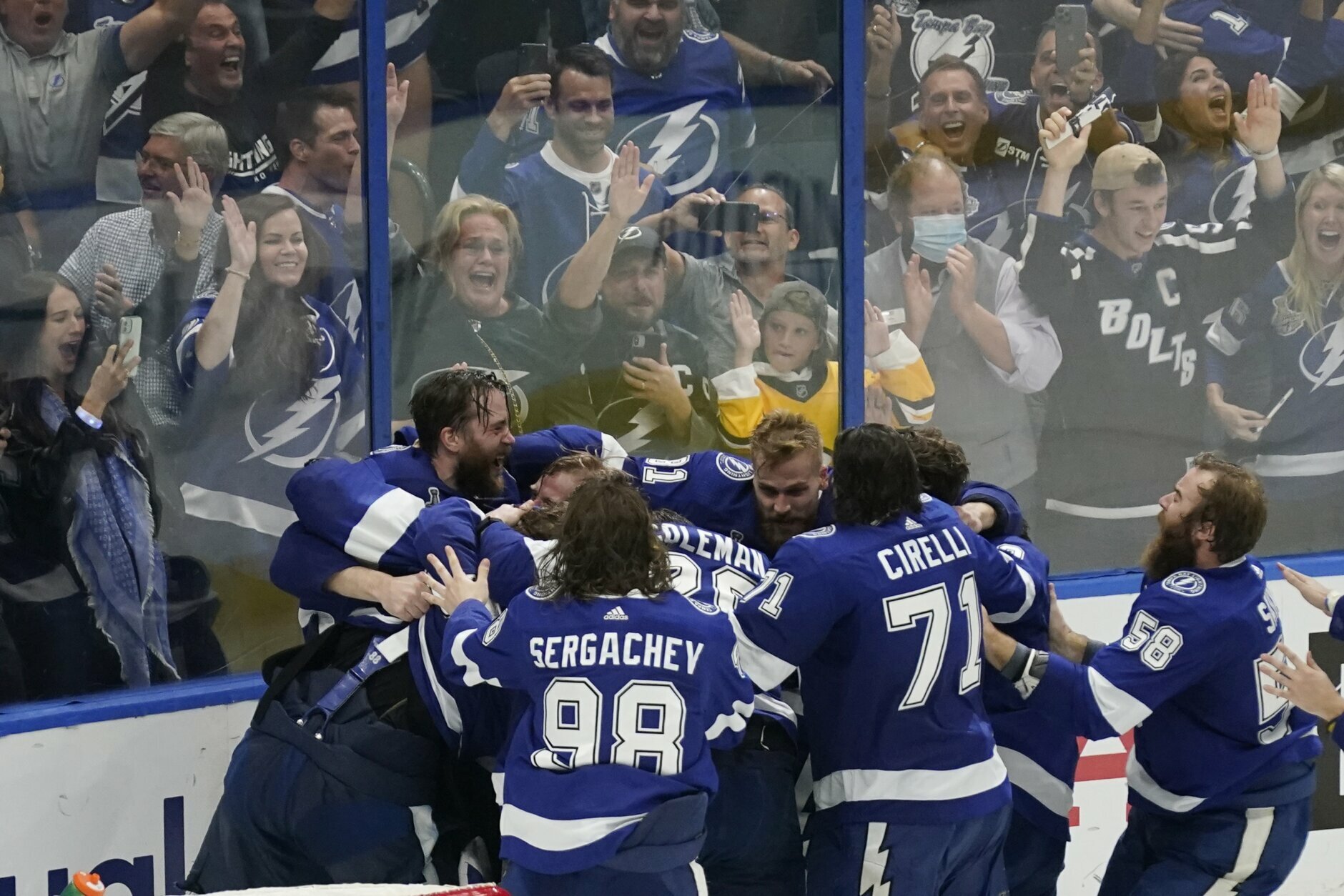Tampa Bay Lightning win Stanley Cup, beat Montreal Canadiens in five games  to claim back-to-back championships 