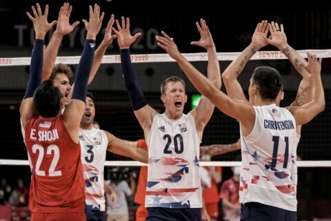 Dad’s club leads to bonding for US men’s volleyball team