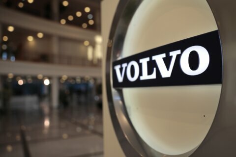 Volvo Trucks to restart Virginia factory as strike continues