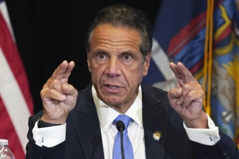 NY to require state employees to get vaccines, or get tested