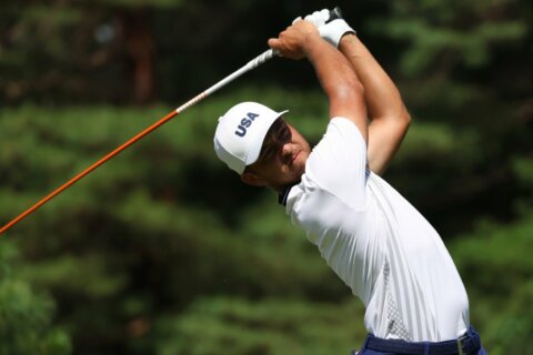 American Xander Schauffele wins gold medal in golf by one shot over Rory Sabbatini of Slovakia