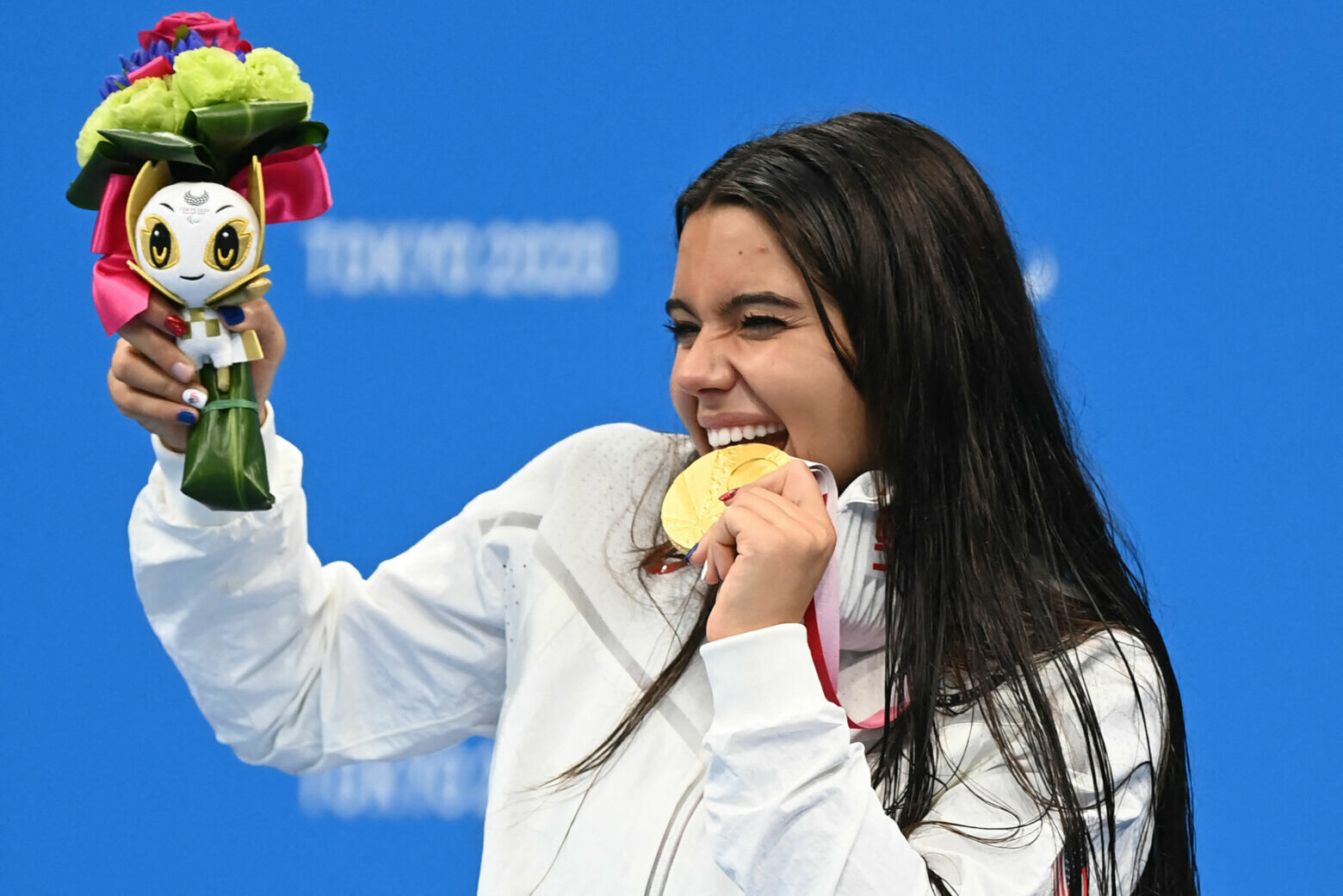 Meet the 17-year-old swimmer and TikTok star who just won Paralympic