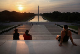 Sunrise behind the Washington Monument