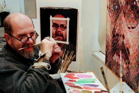 Chuck Close, artist of monumental grids, dies at 81