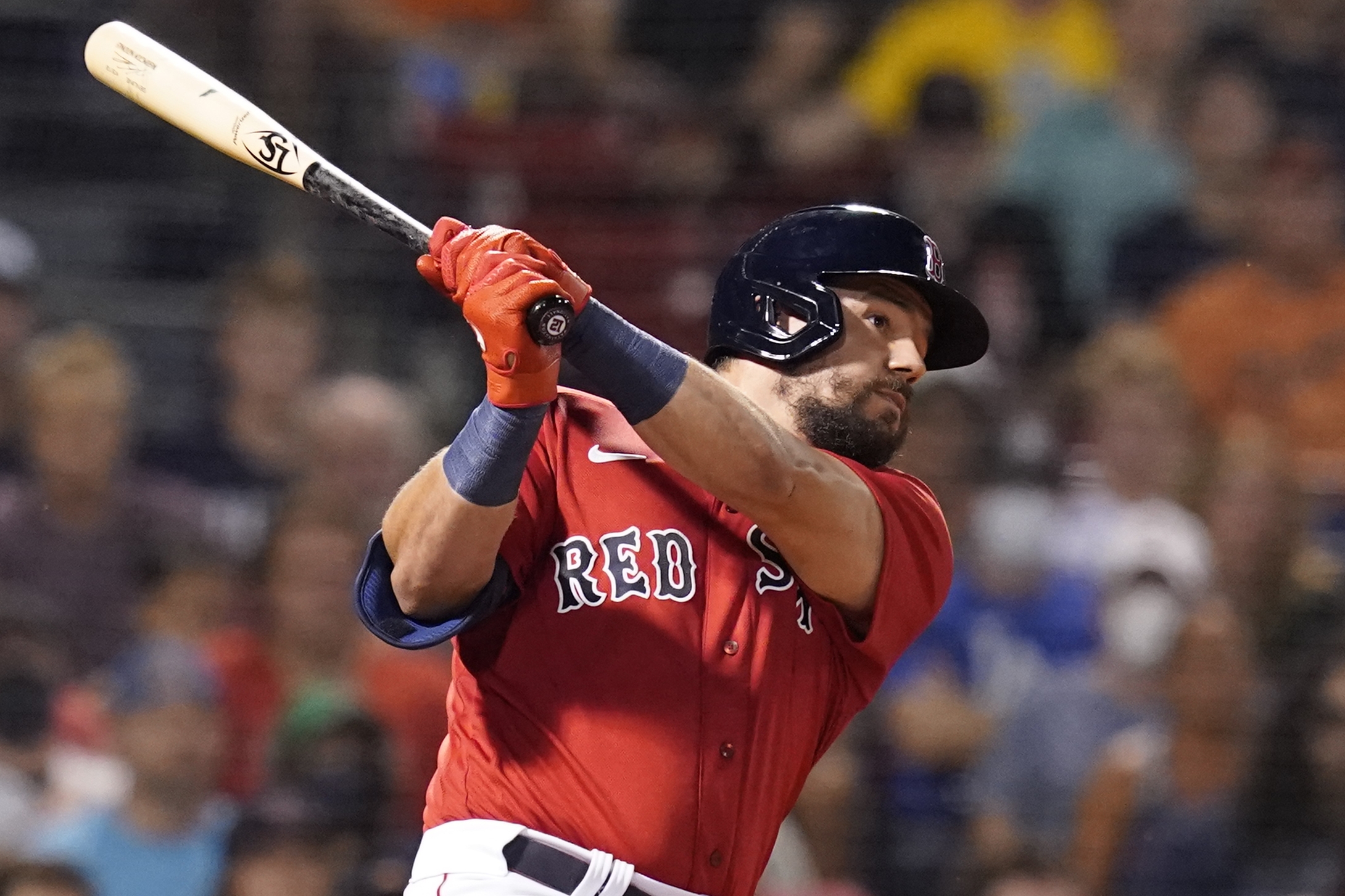 Schwarber debuts, skidding Red Sox rout Orioles 8-1 - WTOP News