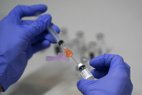 Pfizer seeking FDA OK for COVID-19 vaccine booster dose