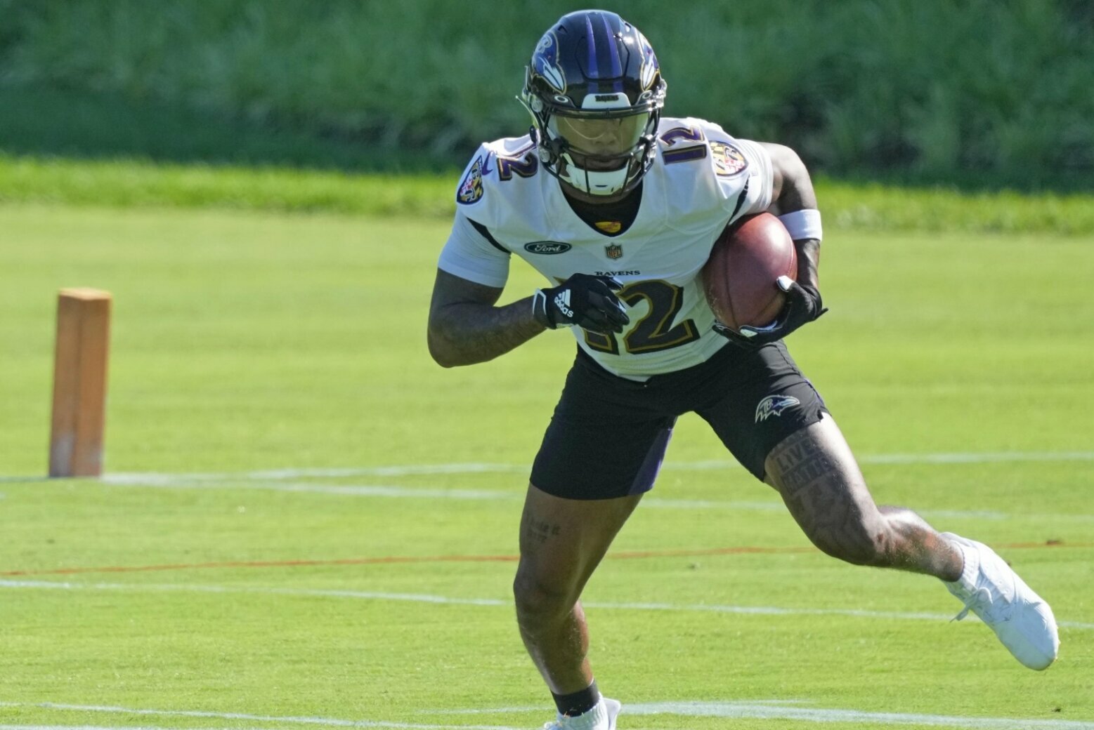 Ravens activate rookie WR Rashod Bateman from IR - WTOP News