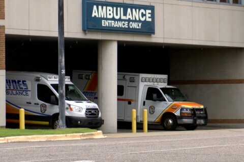 Hospitals in South face oxygen shortage as COVID surge worsens