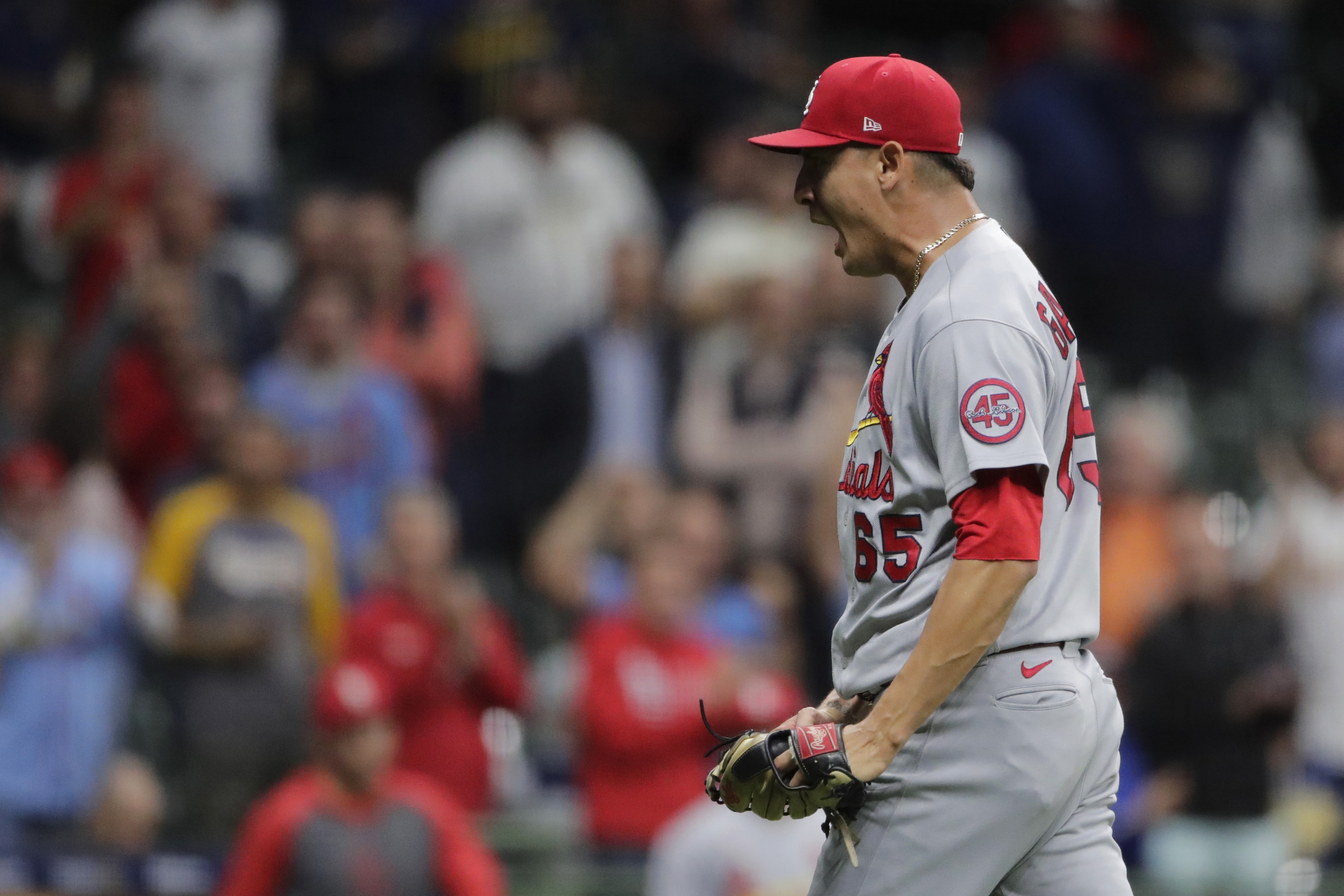 Jack Flaherty's artful, 10-strikeout dominance leads Cardinals to 18-1 romp  vs. Brewers