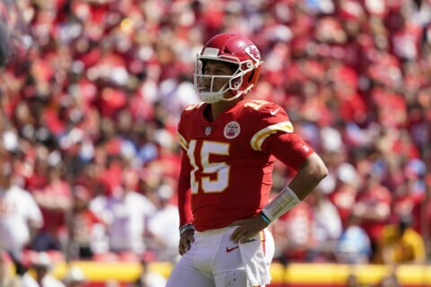 Chiefs blaming only themselves for turnover-prone 1-2 start