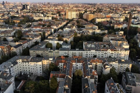 Berliners in favor of measure to expropriate 240,000 flats